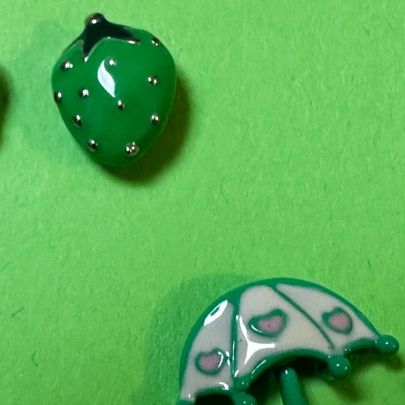 Strawberry Picking / Mothers Day April May earrings - small studs berry umbrella - Picture 11 of 11
